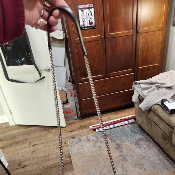 YSL black small single strap Loulou - Picture 6 of 7